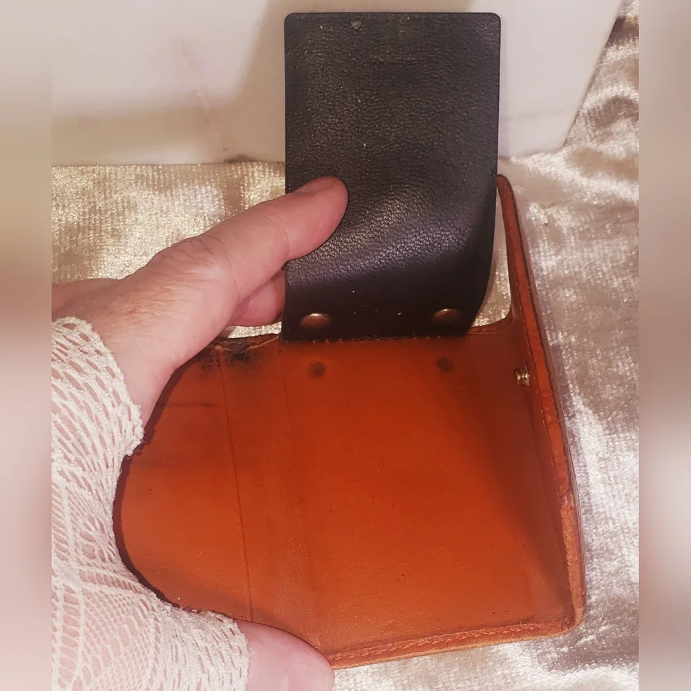 Gucci Vintage GG Guccissima 6 Key Leather Key Wallet - Host Pick - Picture 11 of 17